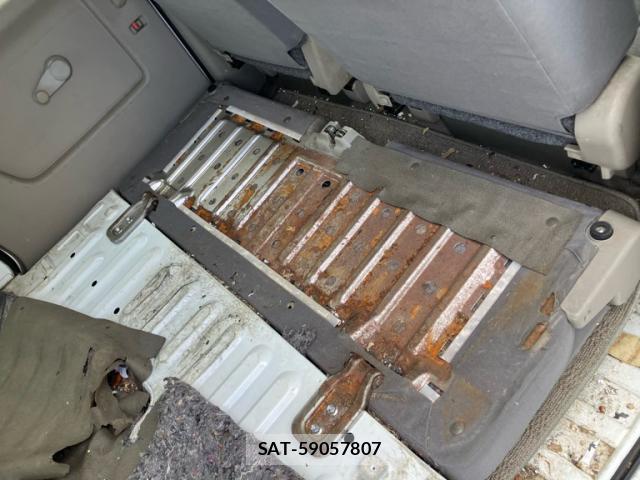 Suzuki EVERY 2014-09 8815866-15