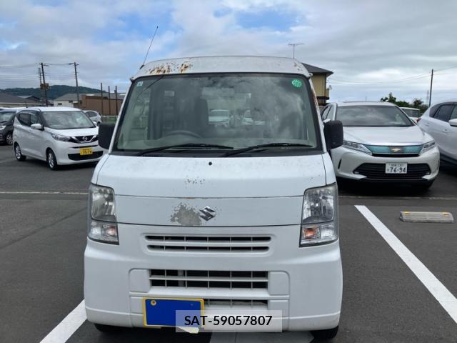 Suzuki EVERY 2014-09 8815866-2