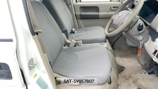 Suzuki EVERY 2014-09 8815866-8