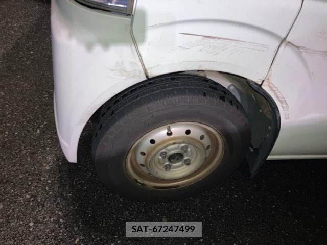 Suzuki EVERY 2006-04 8816271-12