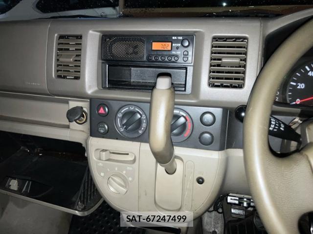Suzuki EVERY 2006-04 8816271-7