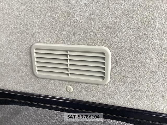 Suzuki EVERY 2026-03 8816346-11
