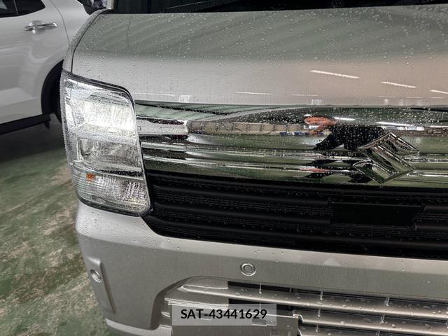 Suzuki EVERY 2026-08 8817410-12