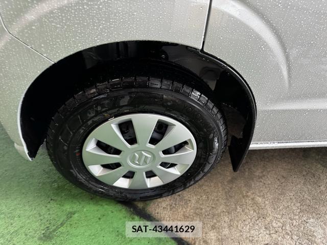 Suzuki EVERY 2026-08 8817410-3