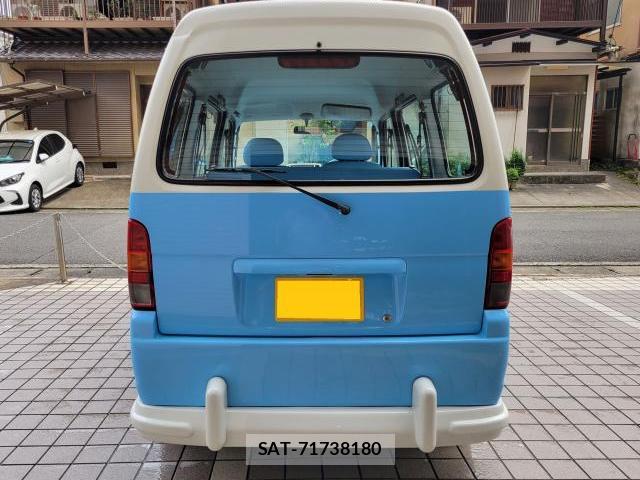 Suzuki EVERY 2004 8817783-4