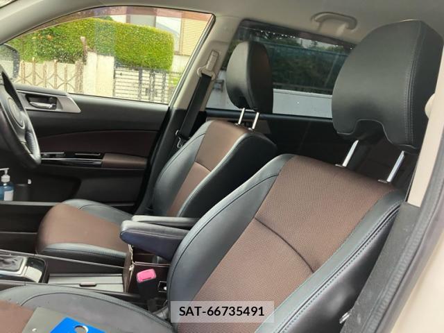 Subaru EXIGA CROSSOVER 2016-10 8813243-15