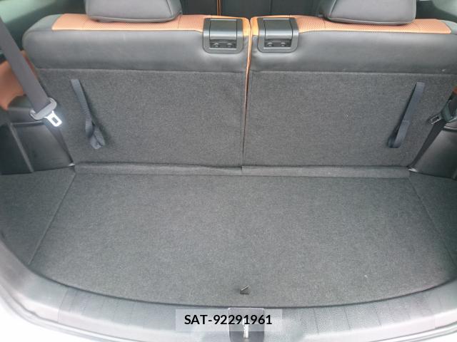 Subaru EXIGA 2017-03 8812386-18
