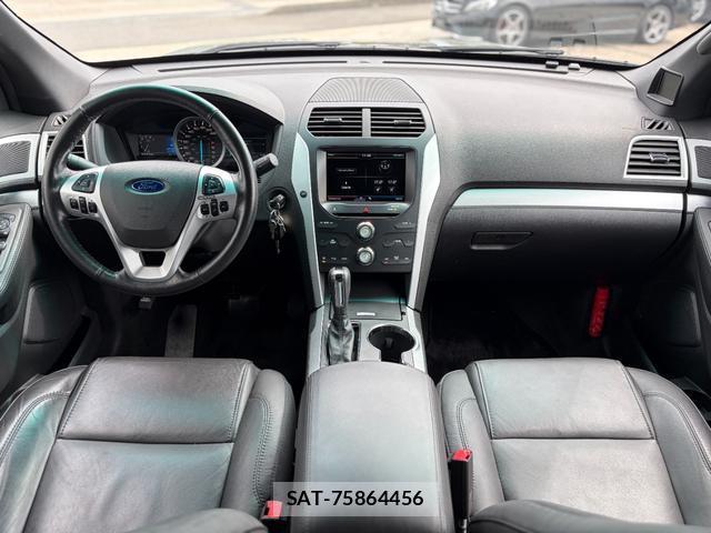 Ford EXPLORER 2014-07 8812343-2
