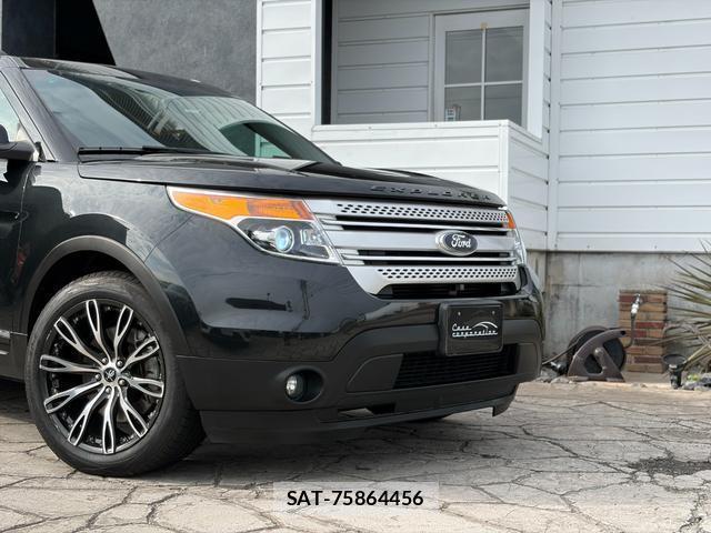 Ford EXPLORER 2014-07 8812343-6