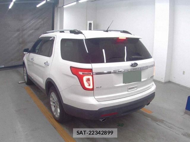 Ford EXPLORER 2014-07 8815379-5