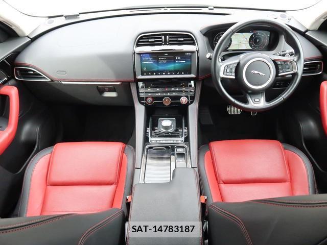 Jaguar F-PACE 2019-06 8813143-1