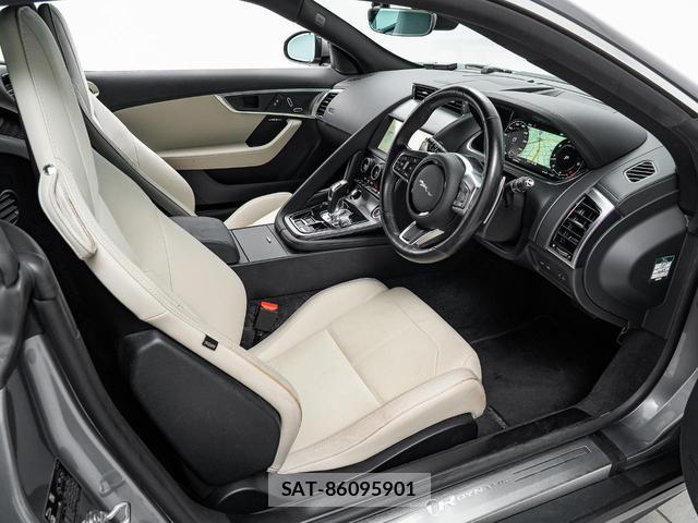 Jaguar F-TYPE 2022-03 8812472-1