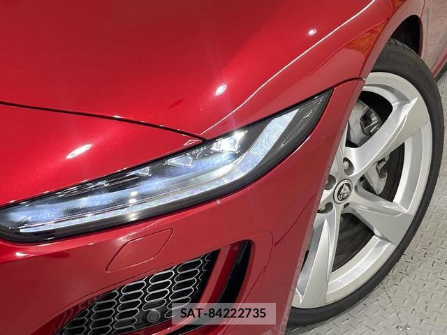 Jaguar F-TYPE 2023-08 8813218-15