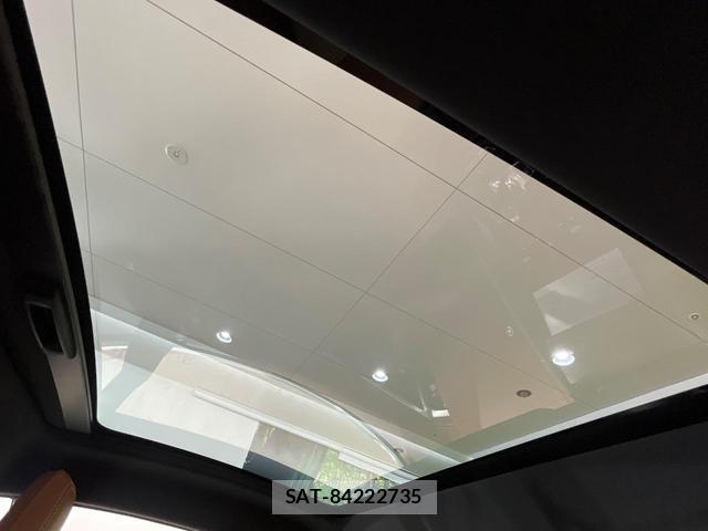 Jaguar F-TYPE 2023-08 8813218-7