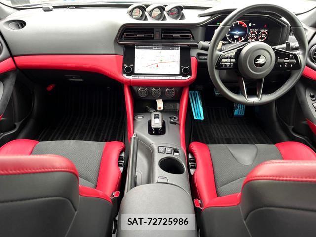 Nissan FAIRLADY Z 2025-06 8812228-1
