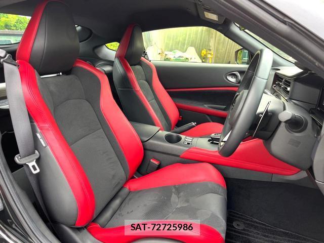 Nissan FAIRLADY Z 2025-06 8812228-10
