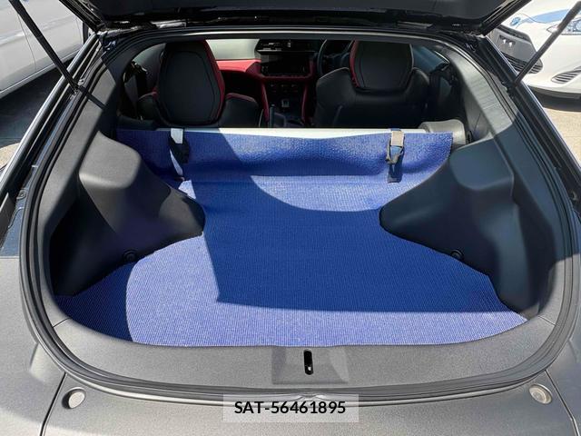 Nissan FAIRLADY Z 2022-10 8814208-17