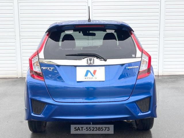 Honda FIT HYBRID 2015-12 8813677-15