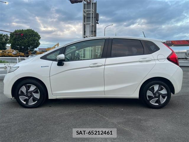 Honda FIT HYBRID 2014-07 8814644-8