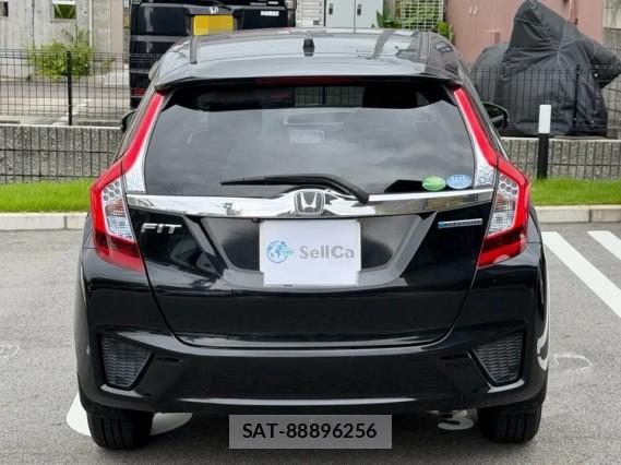 Honda FIT HYBRID 2013-10 8815556-1