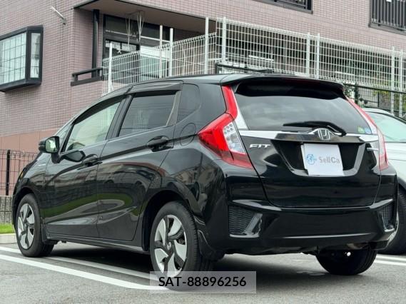 Honda FIT HYBRID 2013-10 8815556-12
