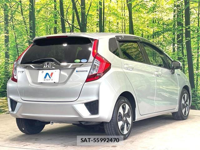 Honda FIT HYBRID 2016-09 8815592-16
