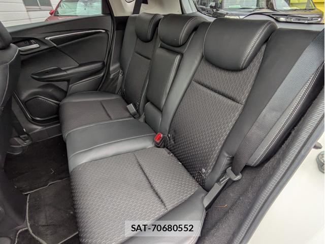 Honda FIT HYBRID 2015-08 8817074-6