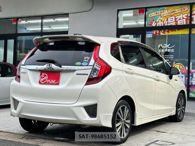 Honda FIT HYBRID 2014-09 8817102-10