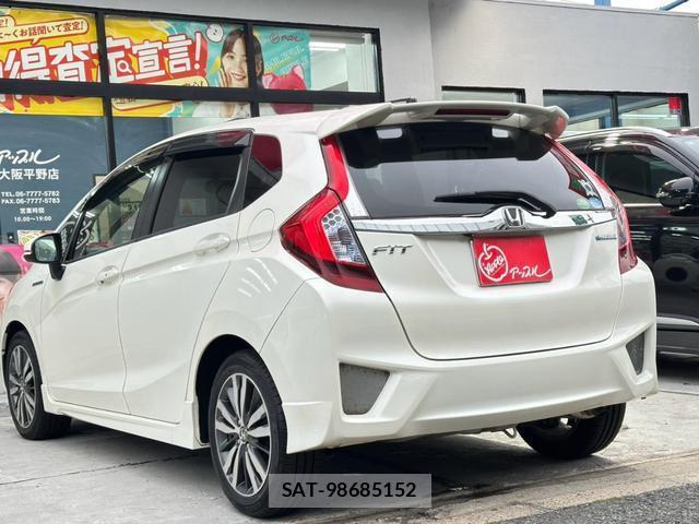 Honda FIT HYBRID 2014-09 8817102-12