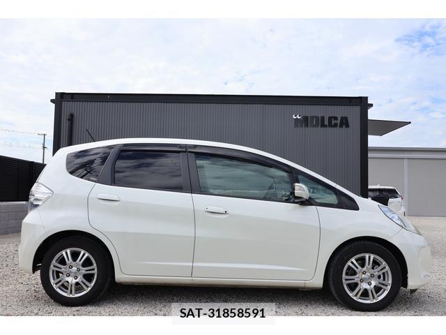 Honda FIT HYBRID 2011-11 8817195-11