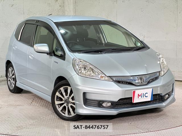 Honda FIT HYBRID 2012-08 8818001-12