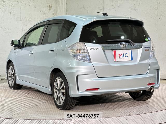 Honda FIT HYBRID 2012-08 8818001-16