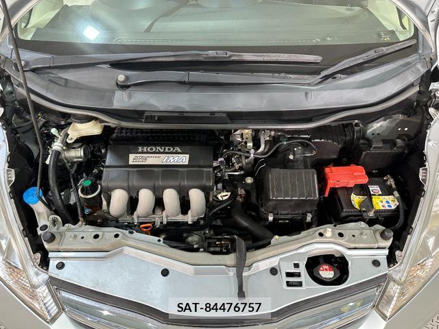 Honda FIT HYBRID 2012-08 8818001-18