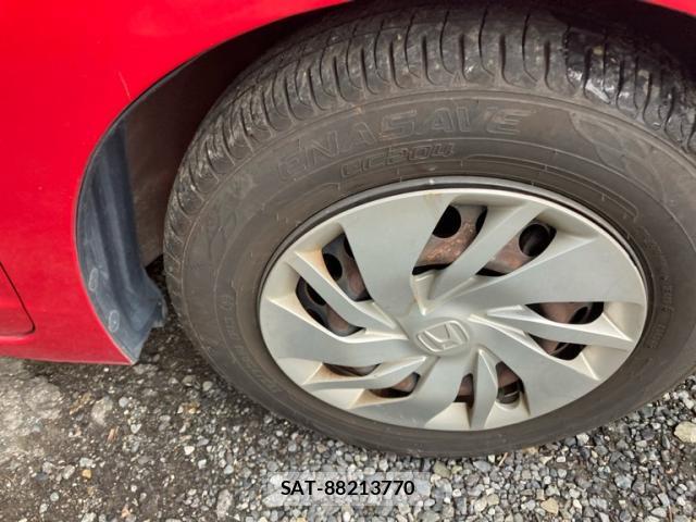 Honda FIT 2013-10 8813498-4