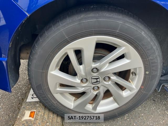 Honda FIT 2015-01 8813516-12