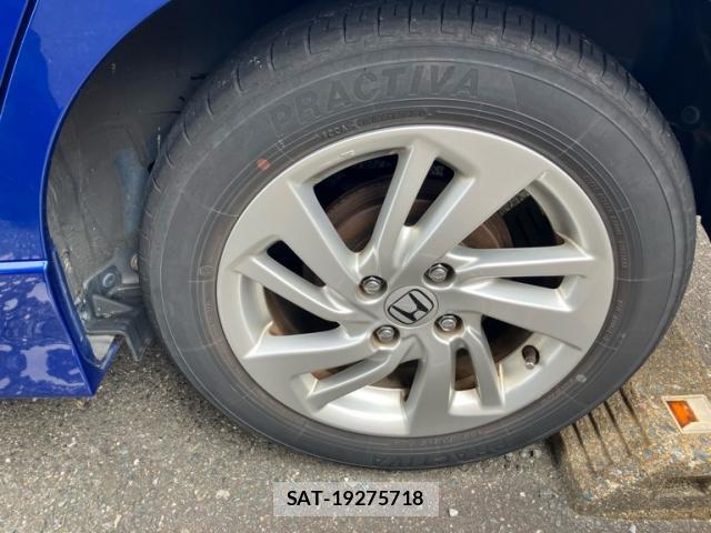Honda FIT 2015-01 8813516-3