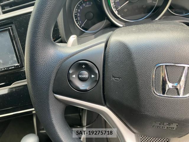 Honda FIT 2015-01 8813516-8