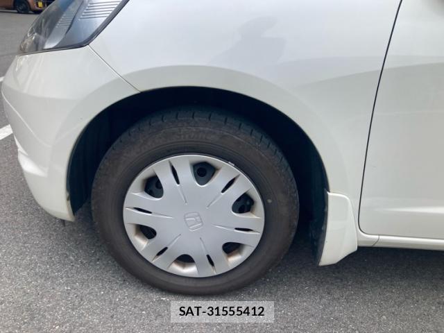 Honda FIT 2009-10 8813522-2