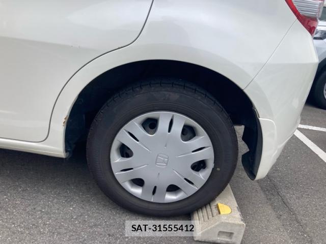 Honda FIT 2009-10 8813522-3