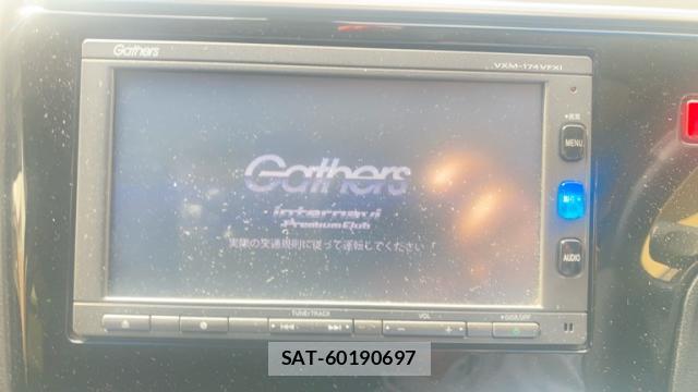 Honda FIT 2017-08 8813581-19