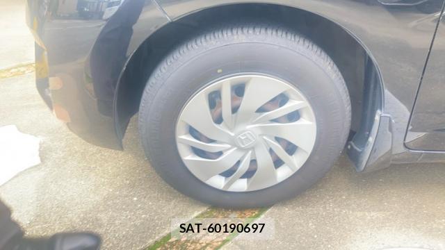 Honda FIT 2017-08 8813581-3