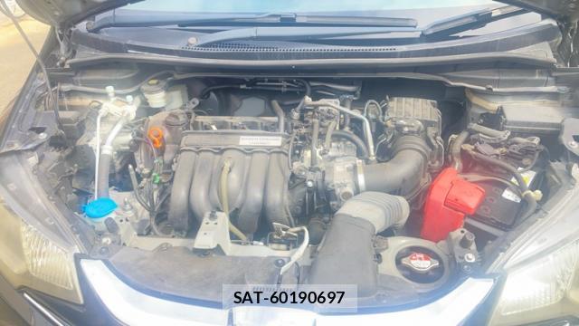 Honda FIT 2017-08 8813581-7