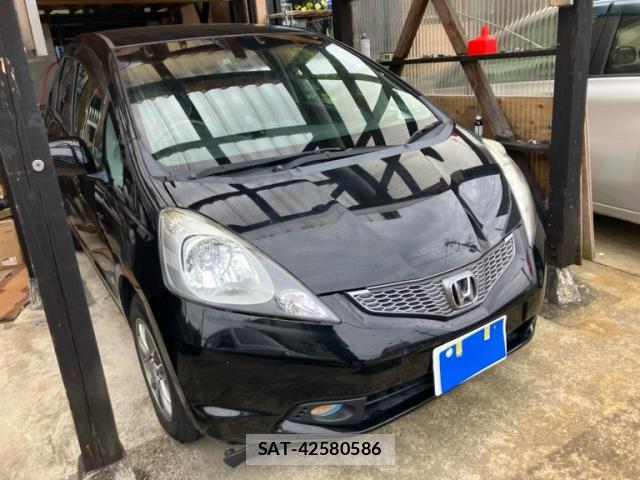 Honda FIT 2009-11 8813584-1
