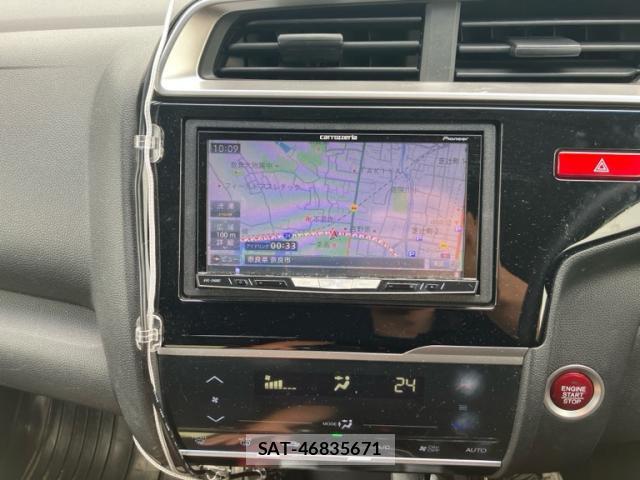 Honda FIT 2013-11 8813844-10
