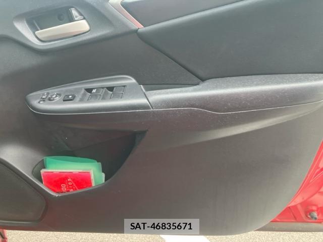 Honda FIT 2013-11 8813844-3