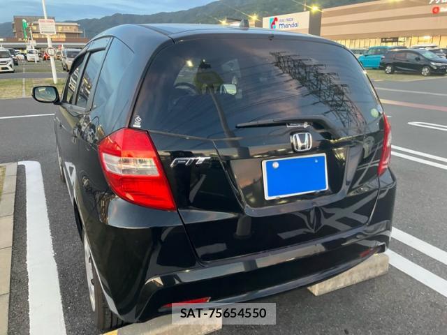Honda FIT 2011-09 8813903-13