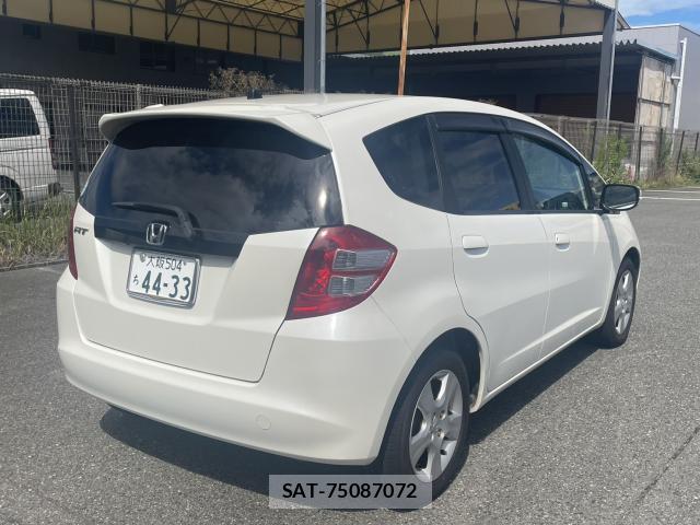 Honda FIT 2010-05 8814569-4