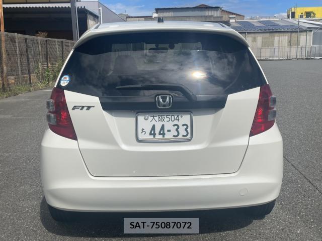 Honda FIT 2010-05 8814569-8