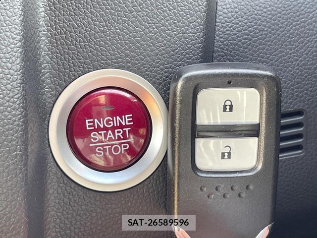Honda FIT 2014-11 8814787-6
