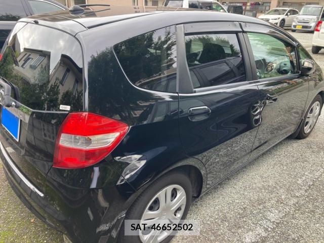 Honda FIT 2010-12 8815220-12